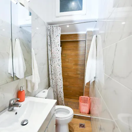 Ruby's Platamonas, Panel Hospitality Homes &