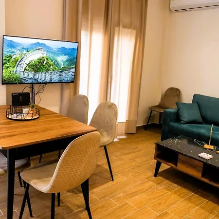 Ruby's Platamonas, Panel Hospitality Homes & *
